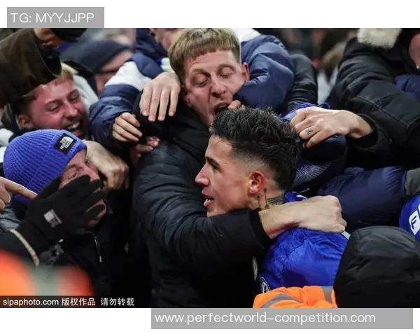 中超联赛惊现冷门切尔西与曼城激战成平局引发全场热议