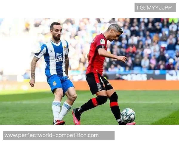 德甲精彩对决拜仁与AC米兰握手言和战术解析引发热议