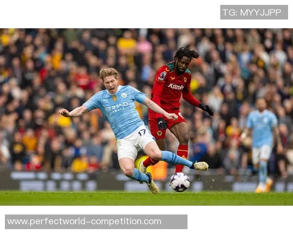 英超大战:曼联狂胜拜仁五球大捷引发全场震动赛后深度解析